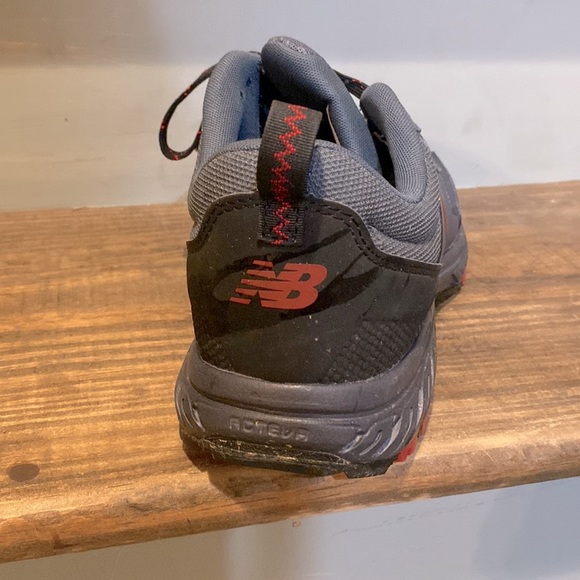 New Balance 510 v5 - Men’s Size 12 - Picture 5 of 8